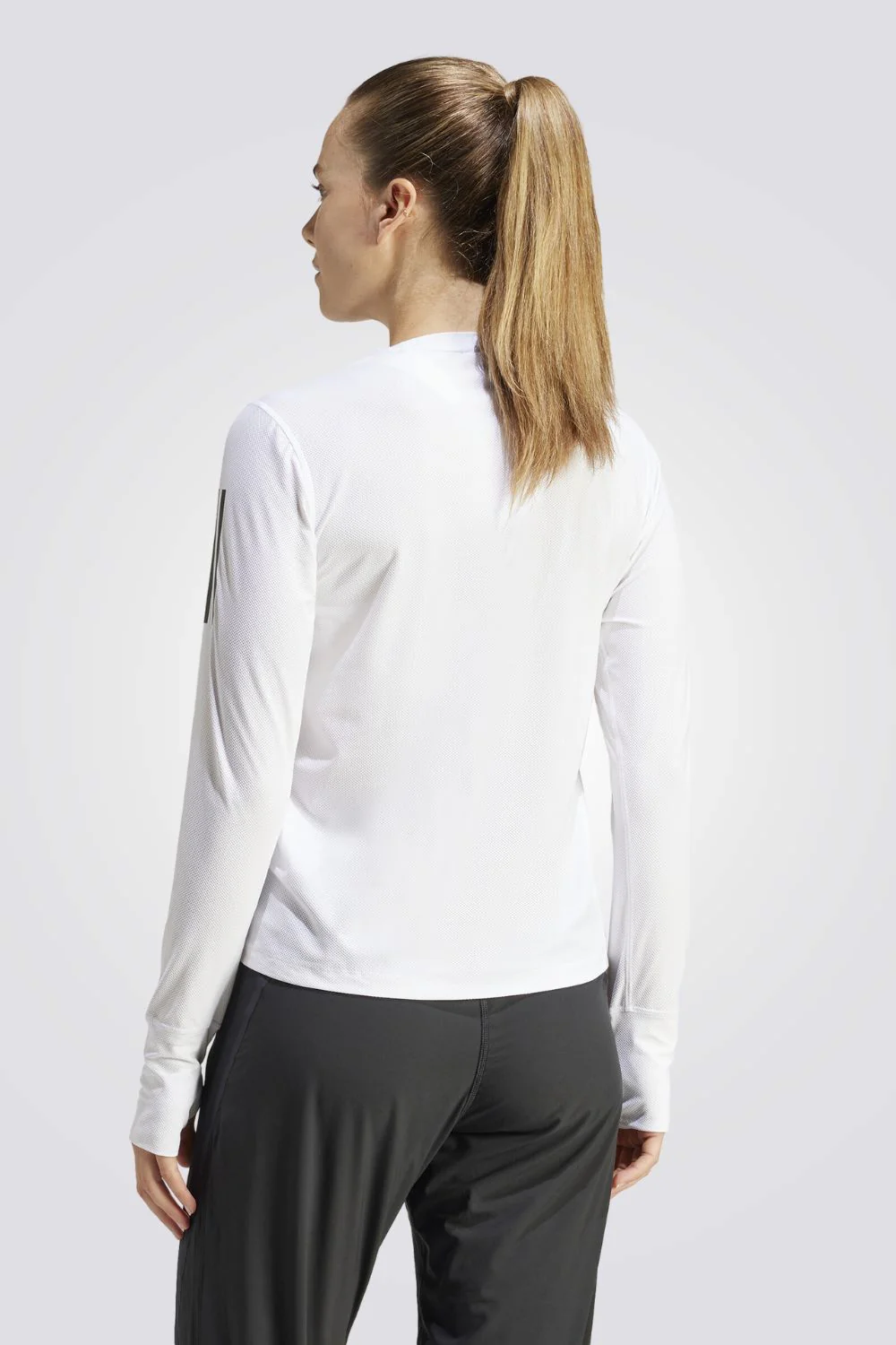 חולצת ספורט Own The Run Longsleeve לנשים - Image 2