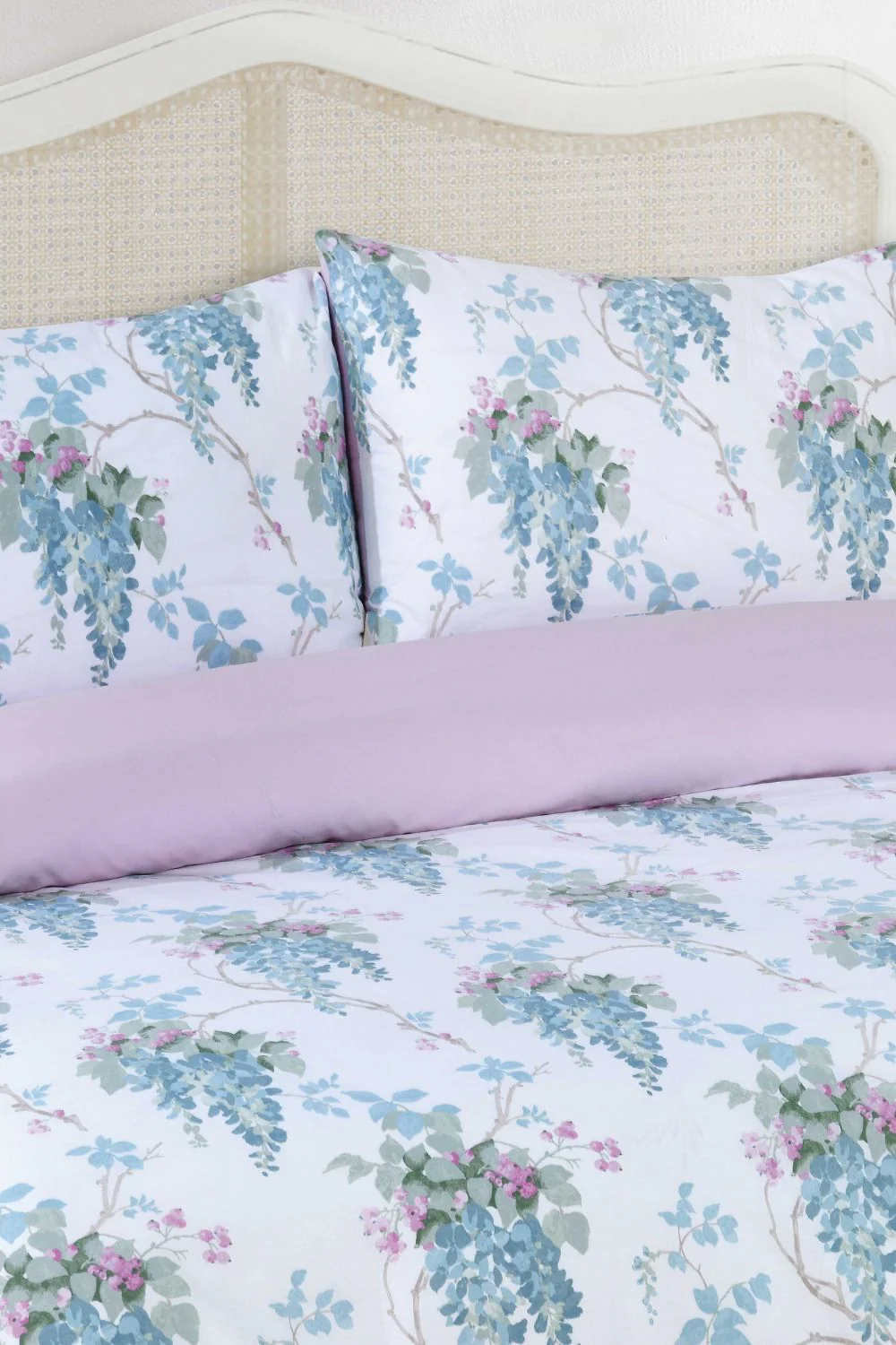 סט מצעים מיטה זוגית רחבה 180/200 דגם WISTERIA